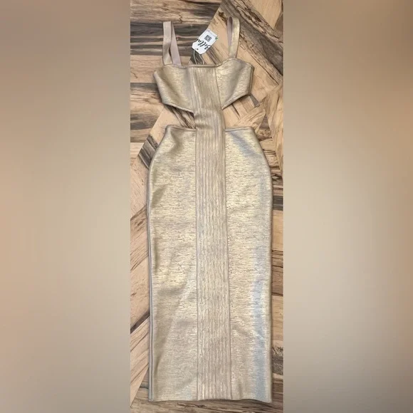 NWT Bella Barnett Kit Gold Metallic Cutout Dress - Picture 5 of 10